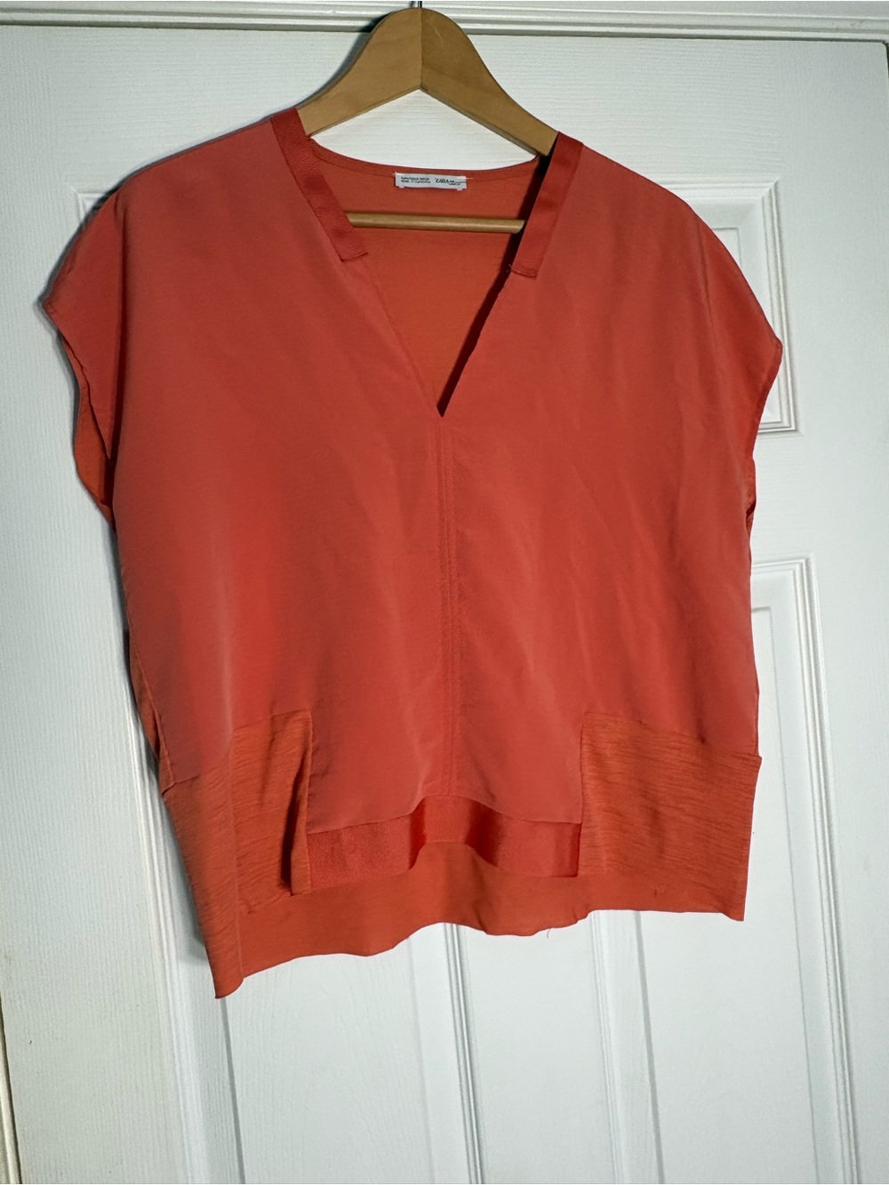 Zara Coral V-Neck Short Sleeve Blouse